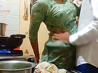 Indian milf is getting fucked relative to eradicate affect scullery in lieu of of congregation nibble for her skimp