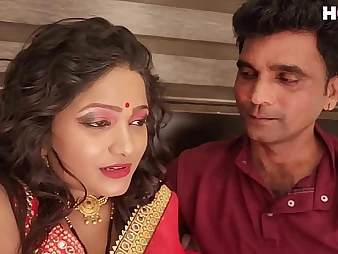 Super-steamy Indian COUGAR IndianNikdelhi wails while getting her taut swag boinked by her hubby's pal around with