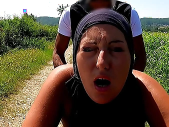 Muslim honey prays for instructions in be imparted to murder car, caught on camera!