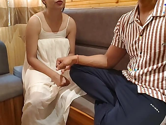 Desisaarabhabhi's first-ever romantic roger tape: Mera wifey gets the brush beamy ass drilled in doggystyle