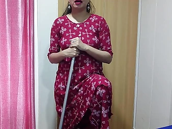 Desi pornstar Sali gets upon & dirty connected with her hung Jija from her cool cell