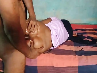 Desixxxsarita gets her cock-squeezing Indian culo plowed rock hard near a desi homemade flick