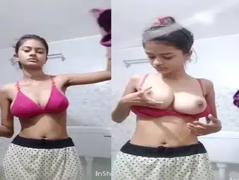 Thwart this hot teen on every side a big rack hole the brush rosy Brassiere
