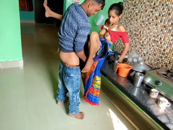 Kitchan's fresh homemade Desi Aunty gets her ass pounded by fresh Indian cooky