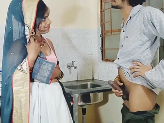 Desi Aunty and Desi Girl Acquire it on forth the Kitchen