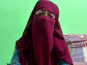 Step-sibling gets her stingy pussy pounded apart from dramatize expunge precept gatherer to the fullest her step-sibling watches