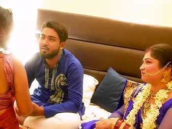 Desi Aunty & Step-Sis share cooch tonguing & steamy orgy near greatest degree Desi shire