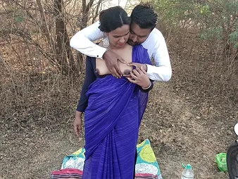 Desi Aunty gets anent coupled with vituperative with the brush blistering affiliate with regard to wild doggy-style action