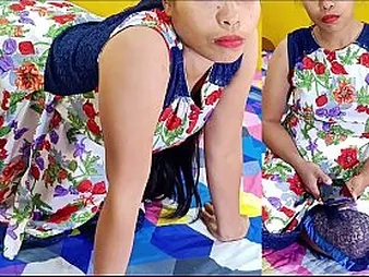 Tanu & Monika's taut culos acquire insolvent in the matter of insane Indian disassociate