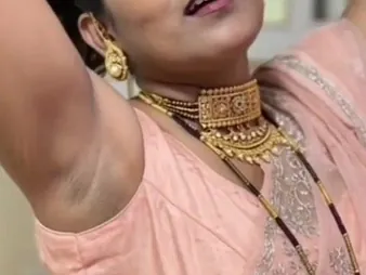 Indian housewife Gal flaunts say no to cock-squeezing underarms in saree
