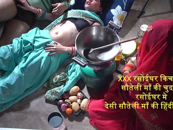 Indian Xxx stepmom goes wild respecting kitchen carnal knowledge - Dirty address and pussy fucking!